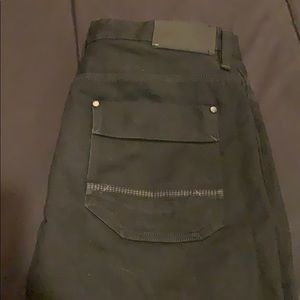 Black Sean John jean shorts